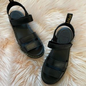 Dr. Martens Klaire Sandal
